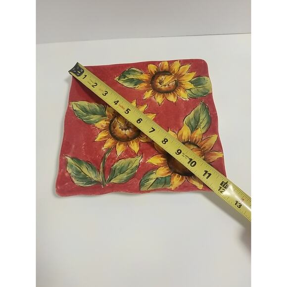 Beautiful Maxcera Hand Painted Sunflowers Scallop Edge 11x11 plate No Chips - Picture 5 of 5